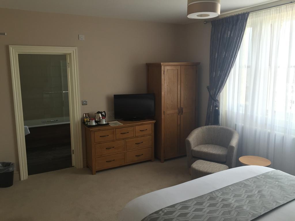 The Clyffe Hotel Lowestoft Buitenkant foto