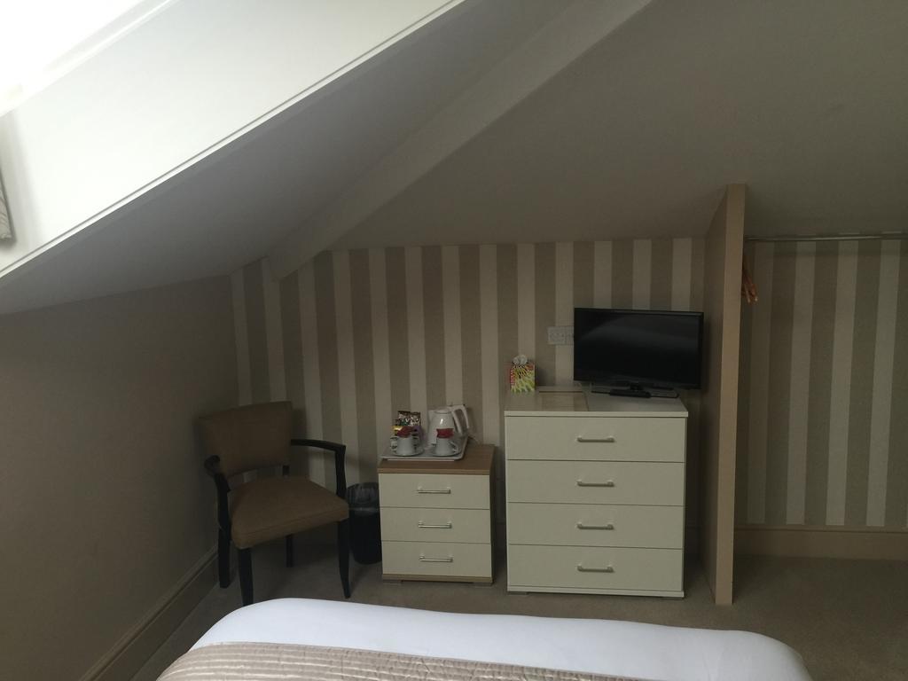 The Clyffe Hotel Lowestoft Buitenkant foto